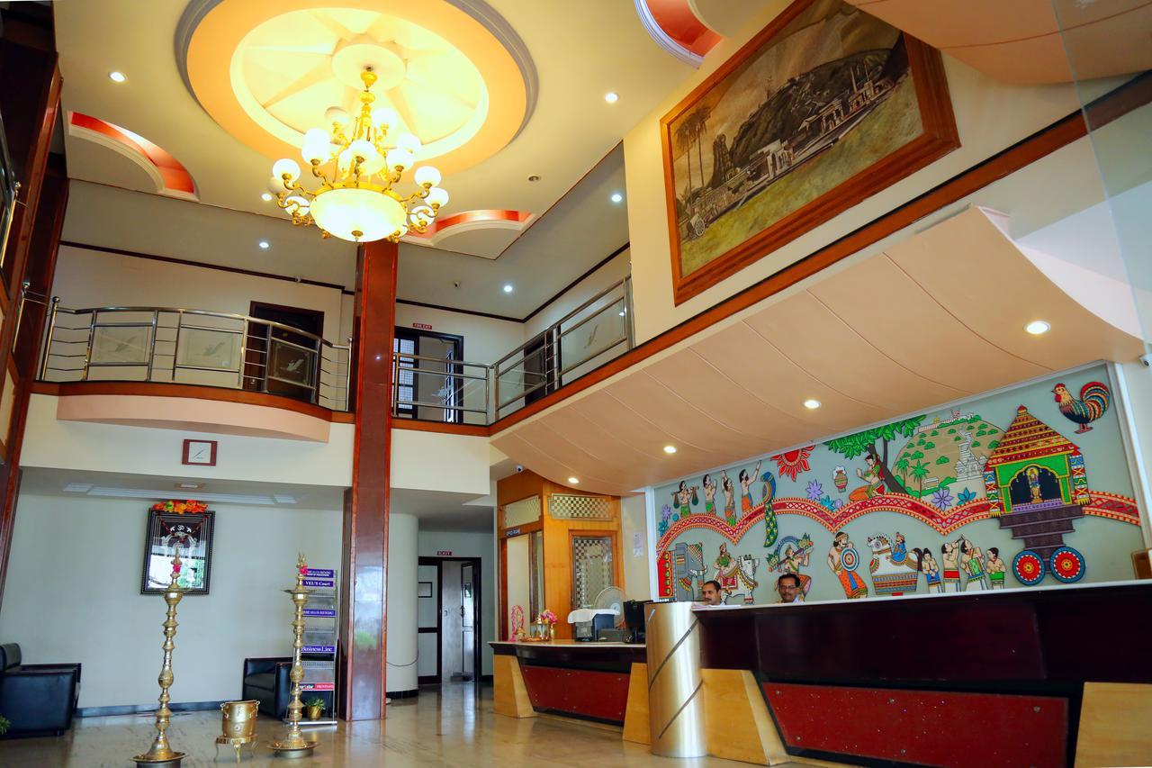 Hotel Vels Court 帕拉尼 外观 照片