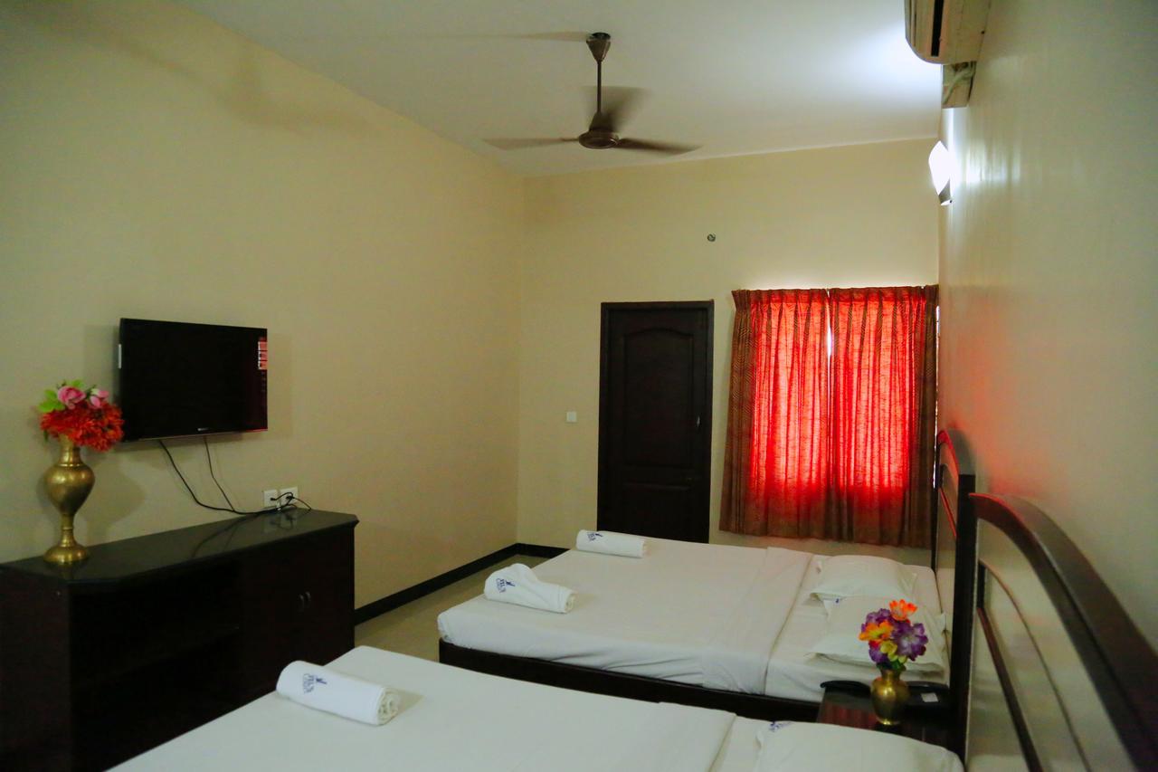 Hotel Vels Court 帕拉尼 外观 照片